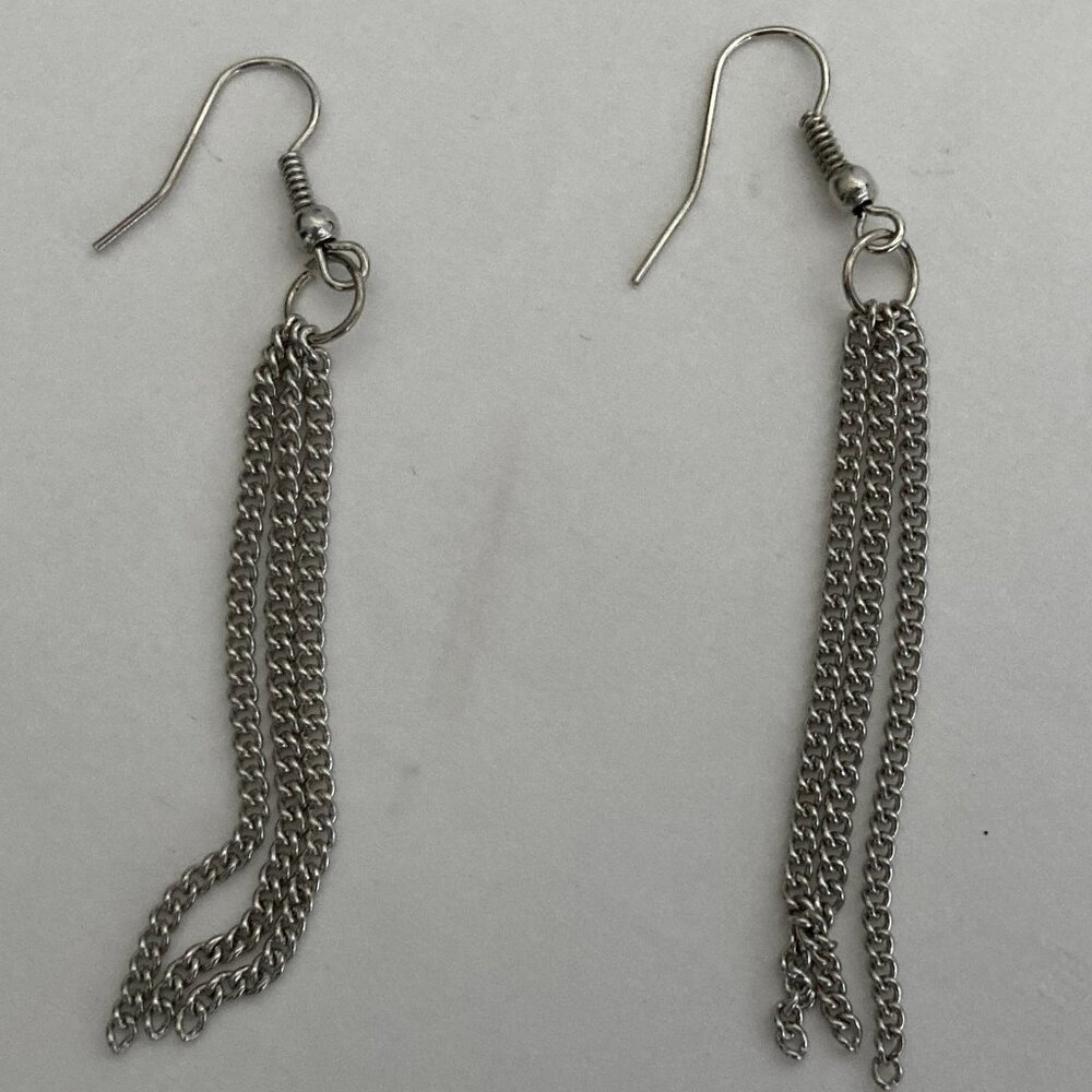 Vera Bradley Silver Layered Charm Necklace Earring Set - Picture 8 of 11